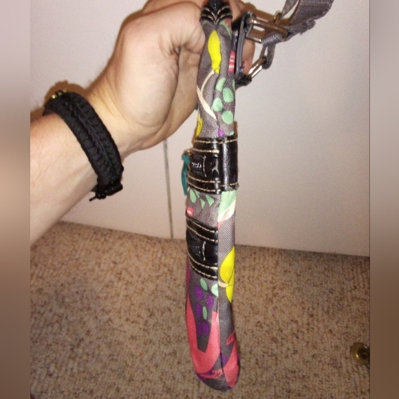 EUC Lily Bloom crossbody bag - Picture 5 of 9